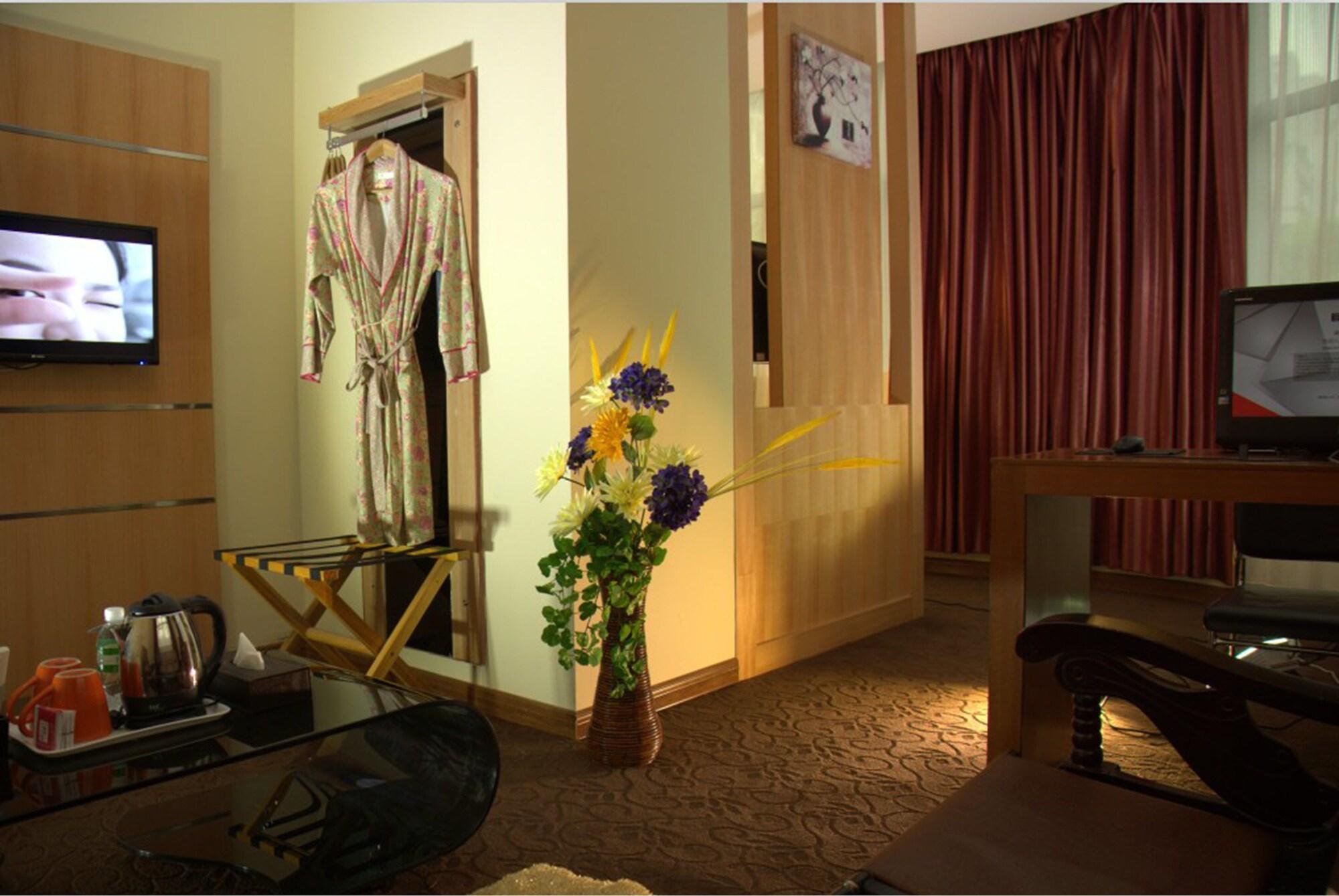 Home Club Hotel Yuexiu Branch Гуанчжоу Экстерьер фото