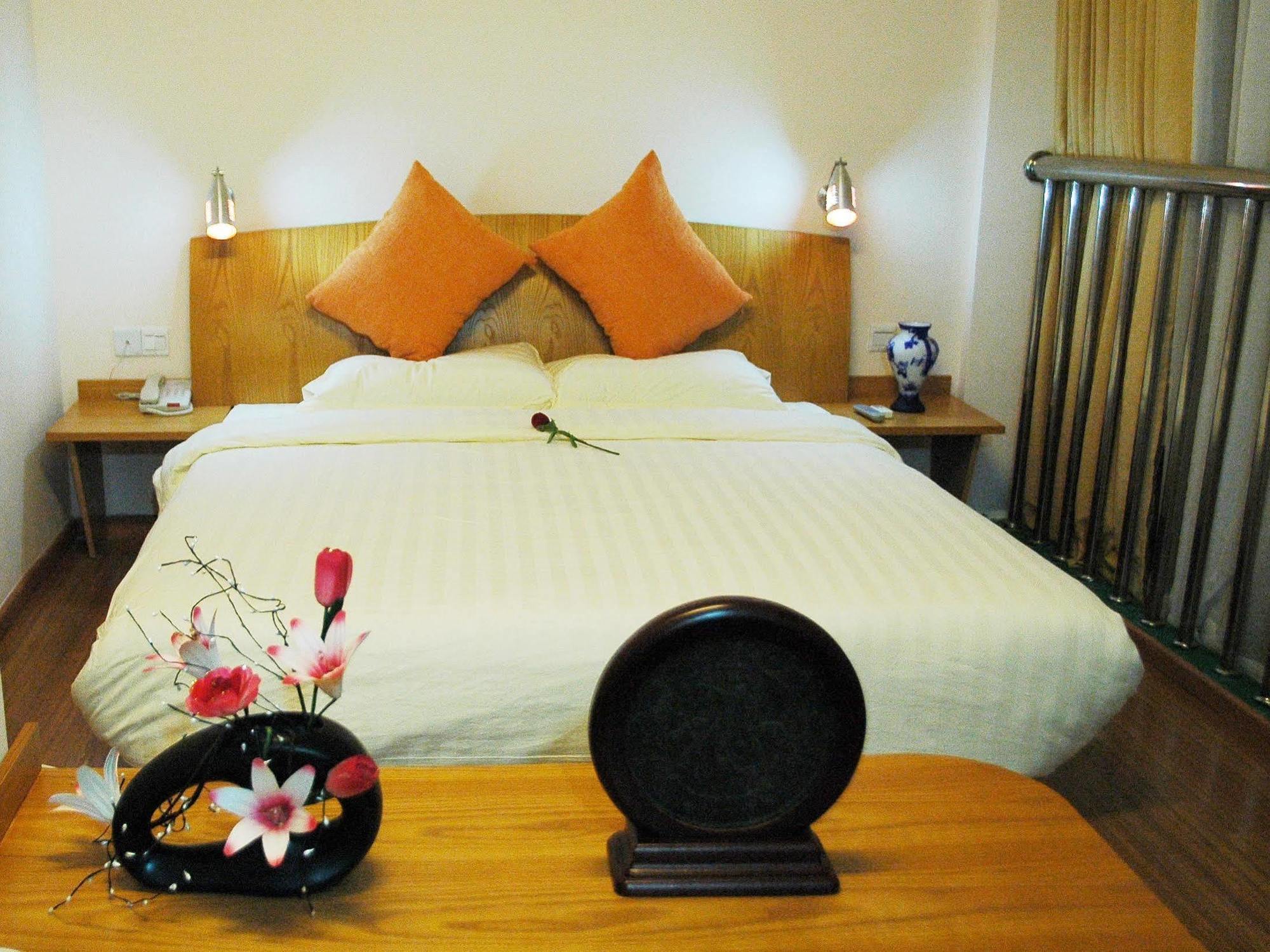 Home Club Hotel Yuexiu Branch Гуанчжоу Экстерьер фото