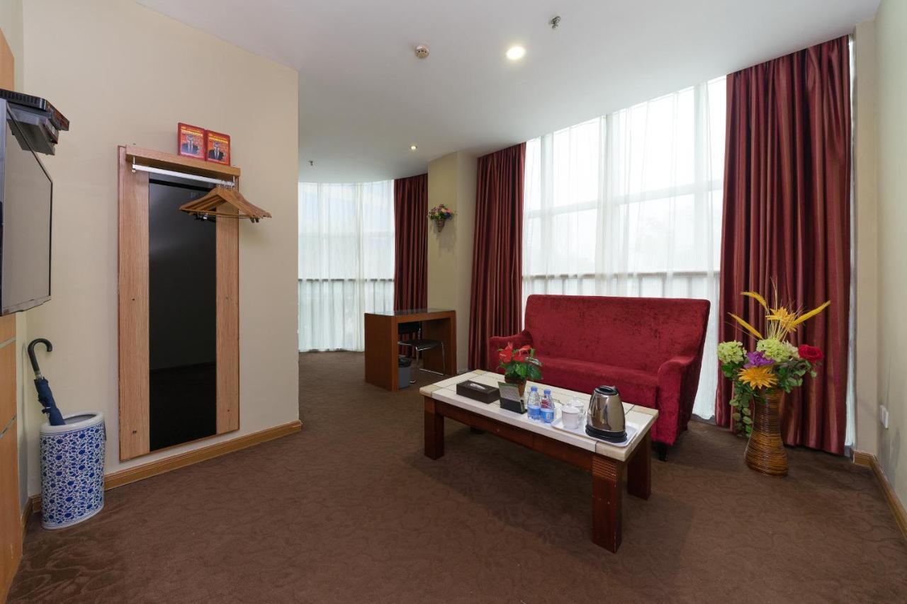 Home Club Hotel Yuexiu Branch Гуанчжоу Экстерьер фото